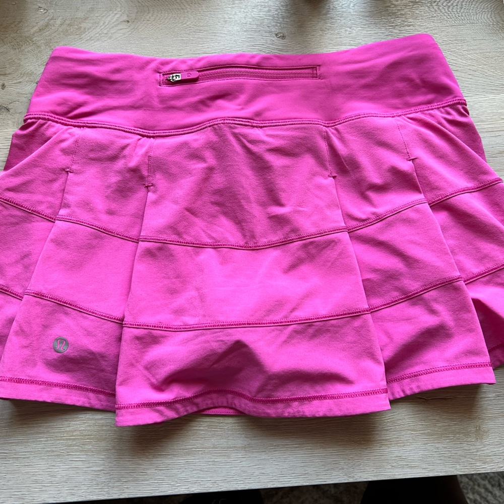 SIZE 4 SONIC PINK Lululemon Pace Rival Mid-Rise Skirt (normal length)